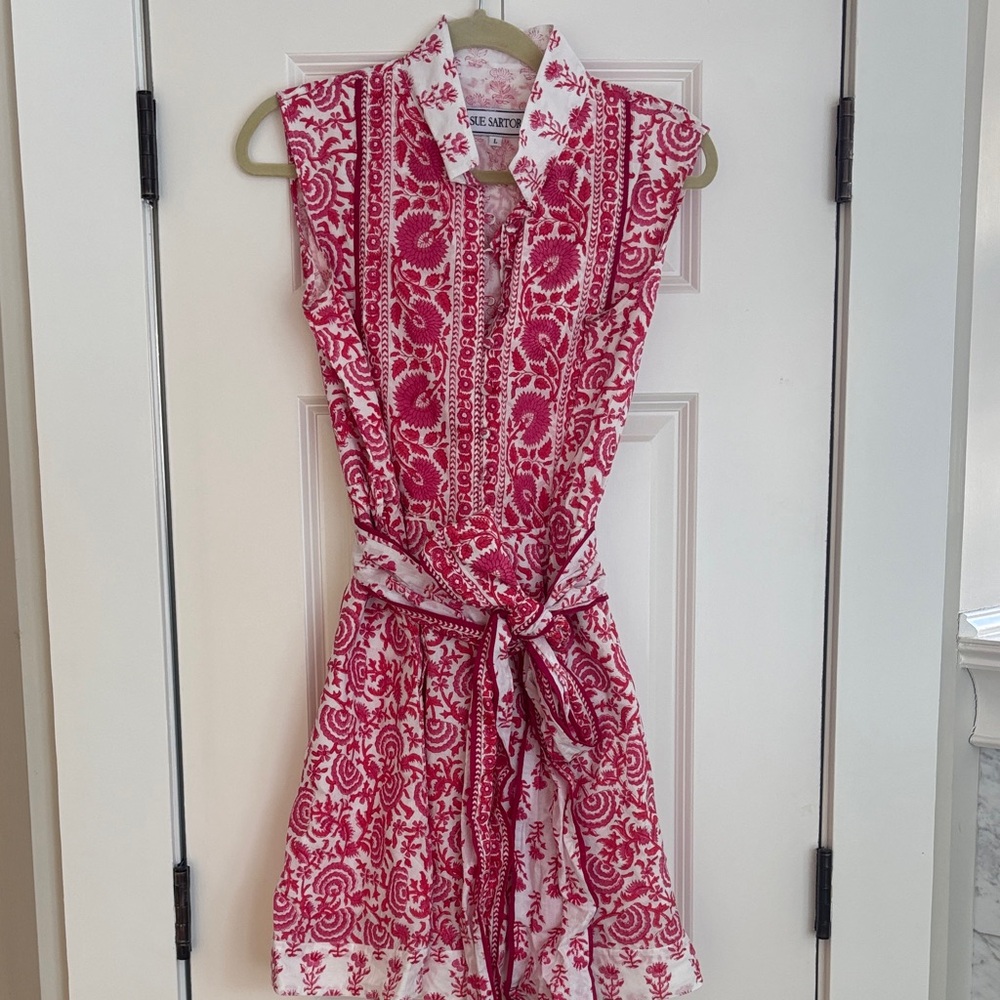 Pink and White Sleeveless Dress